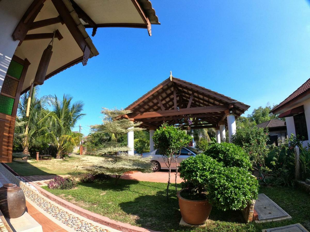 Anjung Nor Muslim Homestay Dungun Zewnętrze zdjęcie
